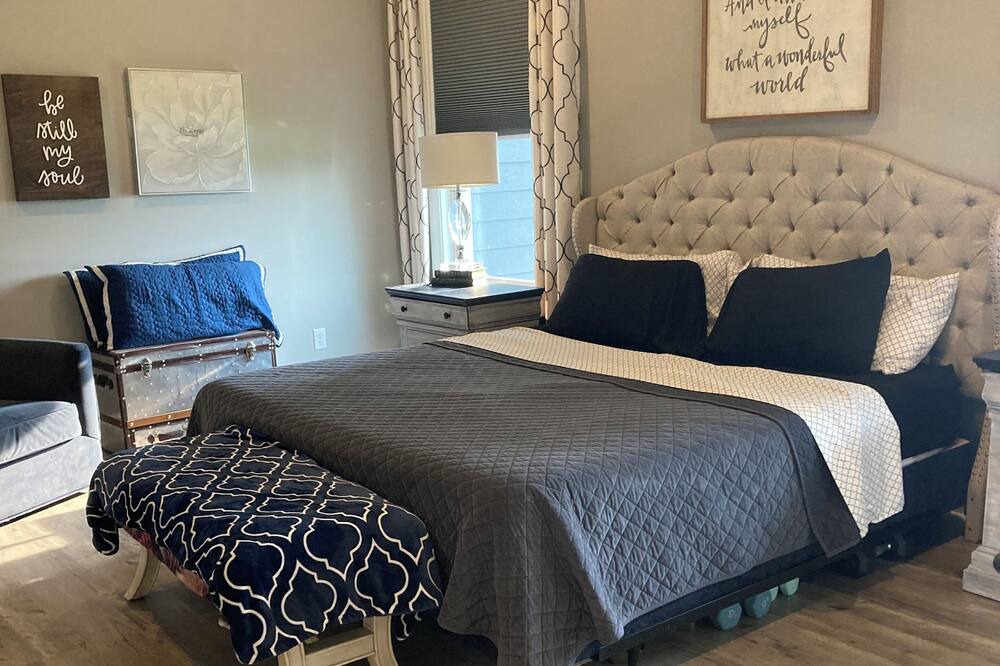 Photo of Bedroom in Cortland