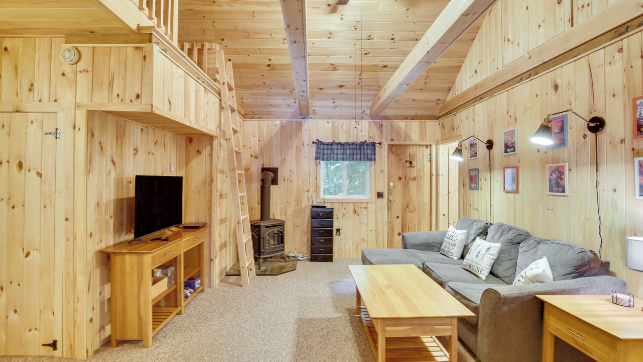Photo of Livingroom in Mount Vernon
