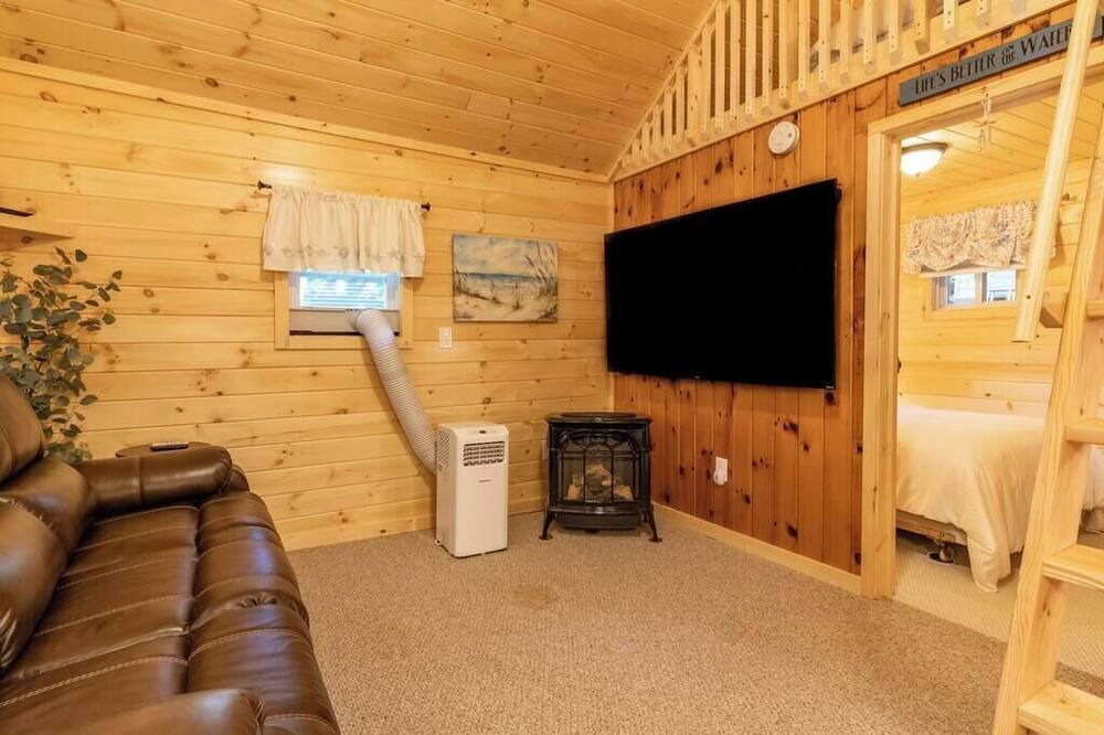 Photo of Livingroom in Otis