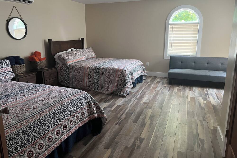 Photo of Bedroom in Montour Falls