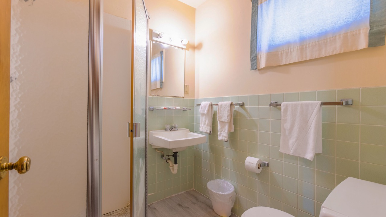Photo of Bathroom in Conneaut Lakeshore