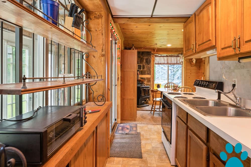 Photo of Kitchen in Scottsburg