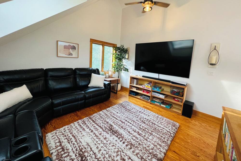 Photo of Bedroom in Brooksville