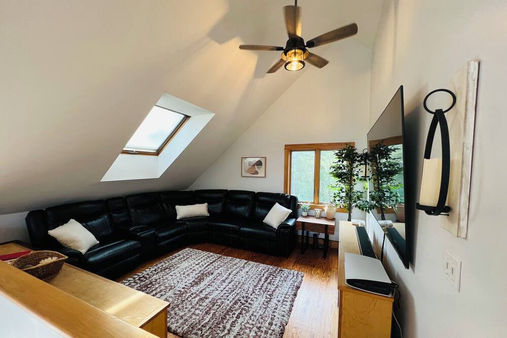 Photo of Bedroom in Brooksville