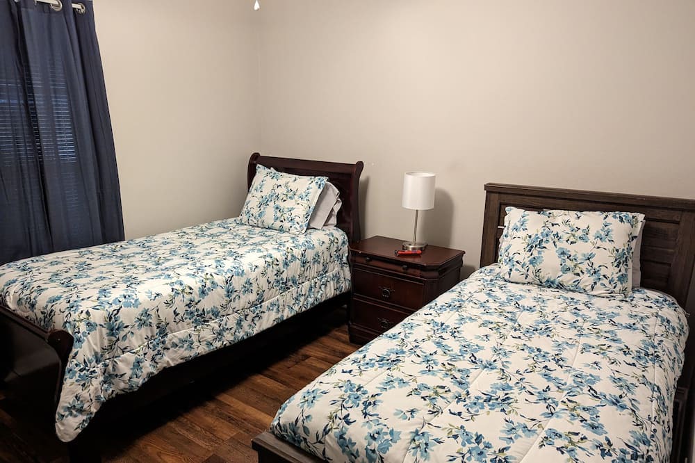 Photo of Bedroom in Shreveport