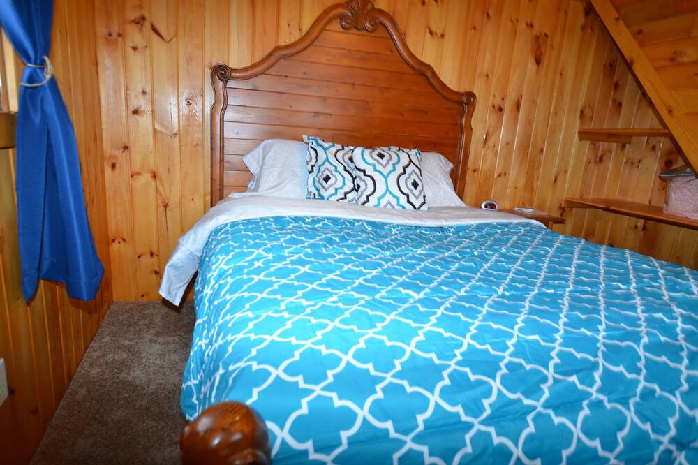 Photo of Bedroom in Hammondsport