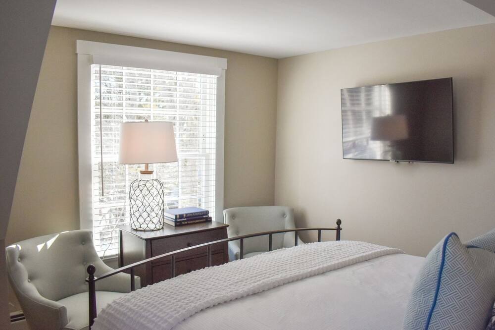 Photo of Bedroom in Cape Porpoise
