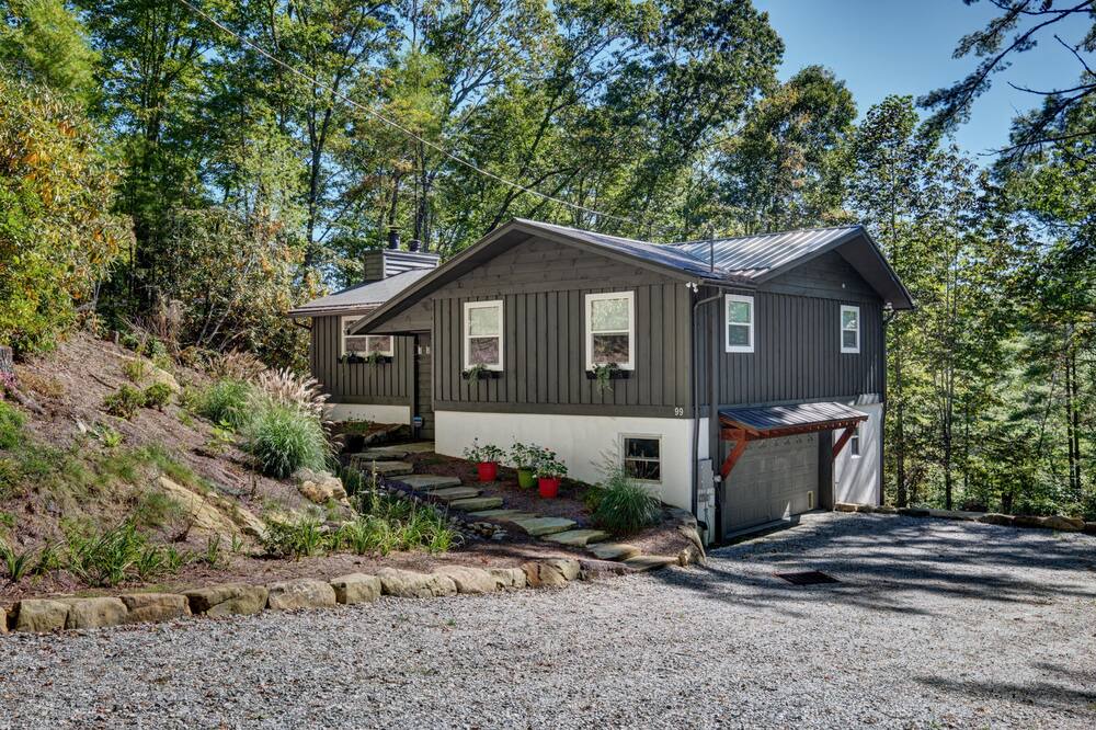 Photo of Outdoor in Highlands Hills