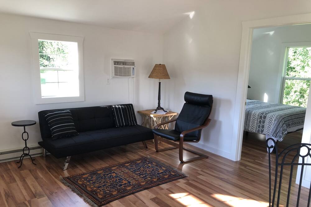 Photo of Livingroom in Bemus Point