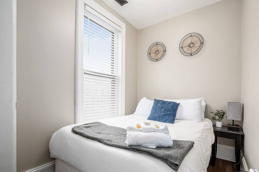 Photo of Bedroom in Italian Village