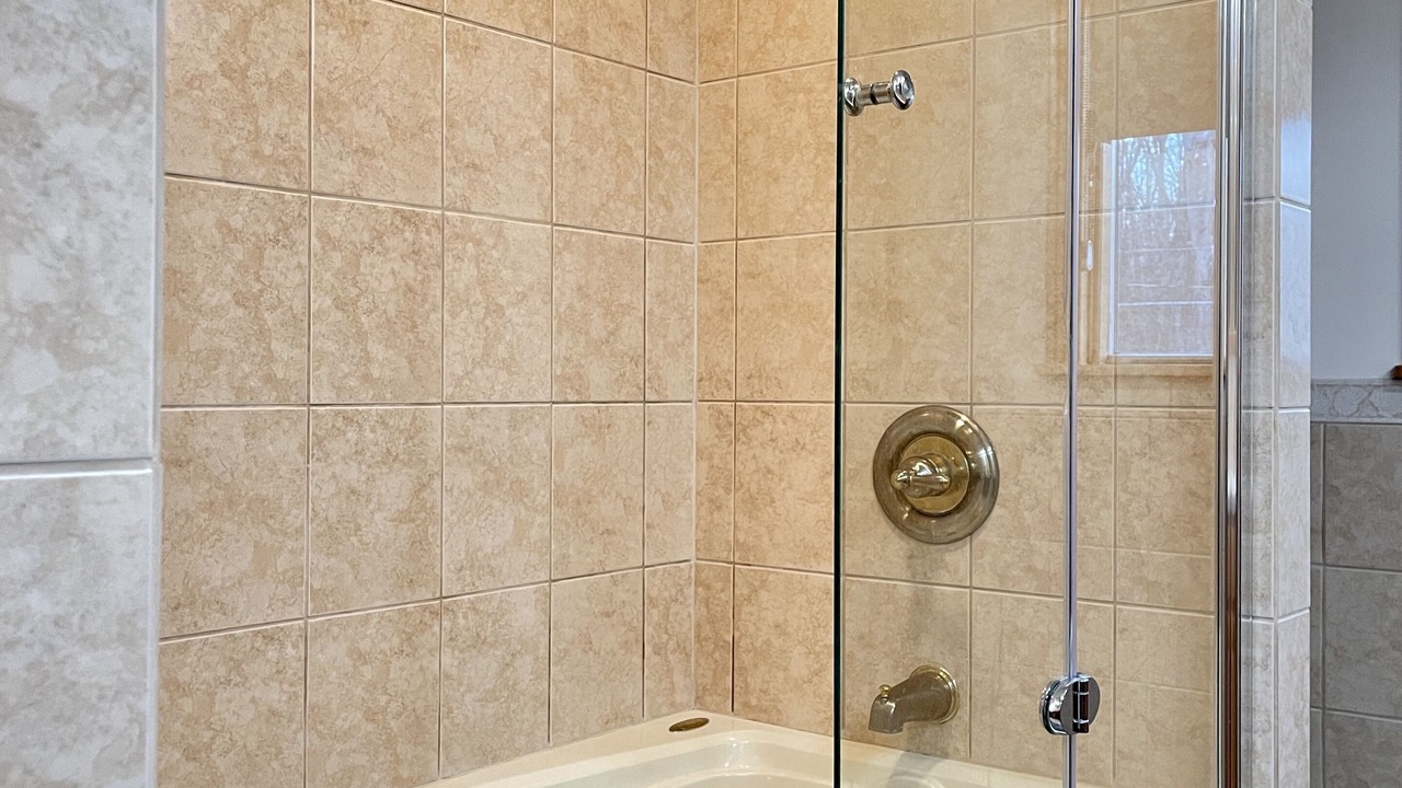 Photo of Bathroom in Millersport