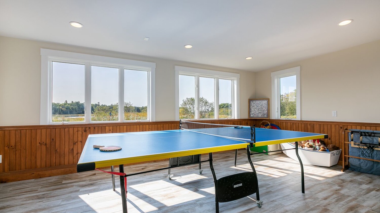 Photo of Bedroom in Pond Cove