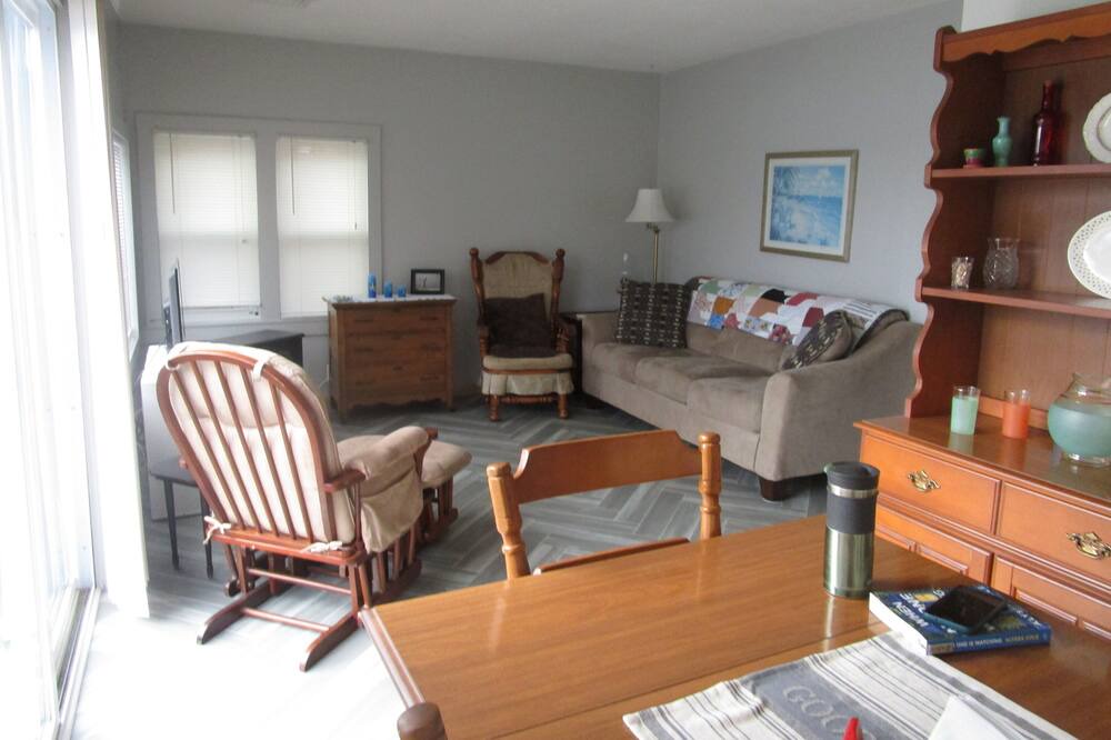 Photo of Livingroom in Lake George