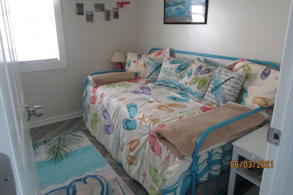 Photo of Bedroom in Lake George