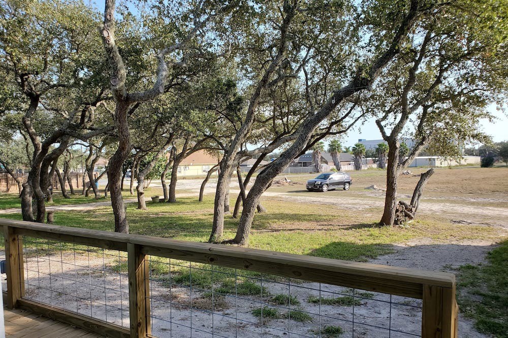 Photo of Patio Balcony in Fulton