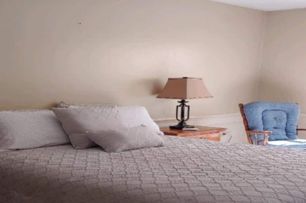 Photo of Bedroom in Rumford