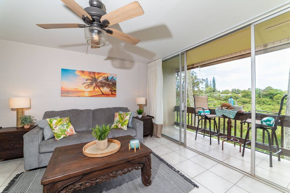 Photo of Livingroom in Napili