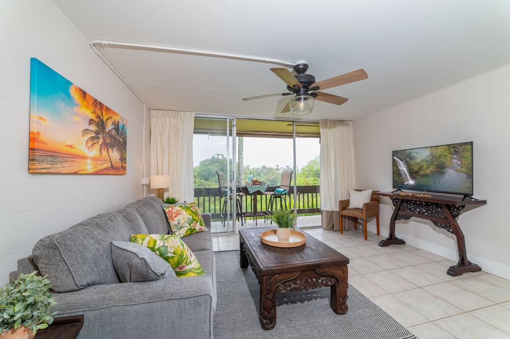 Photo of Livingroom in Napili