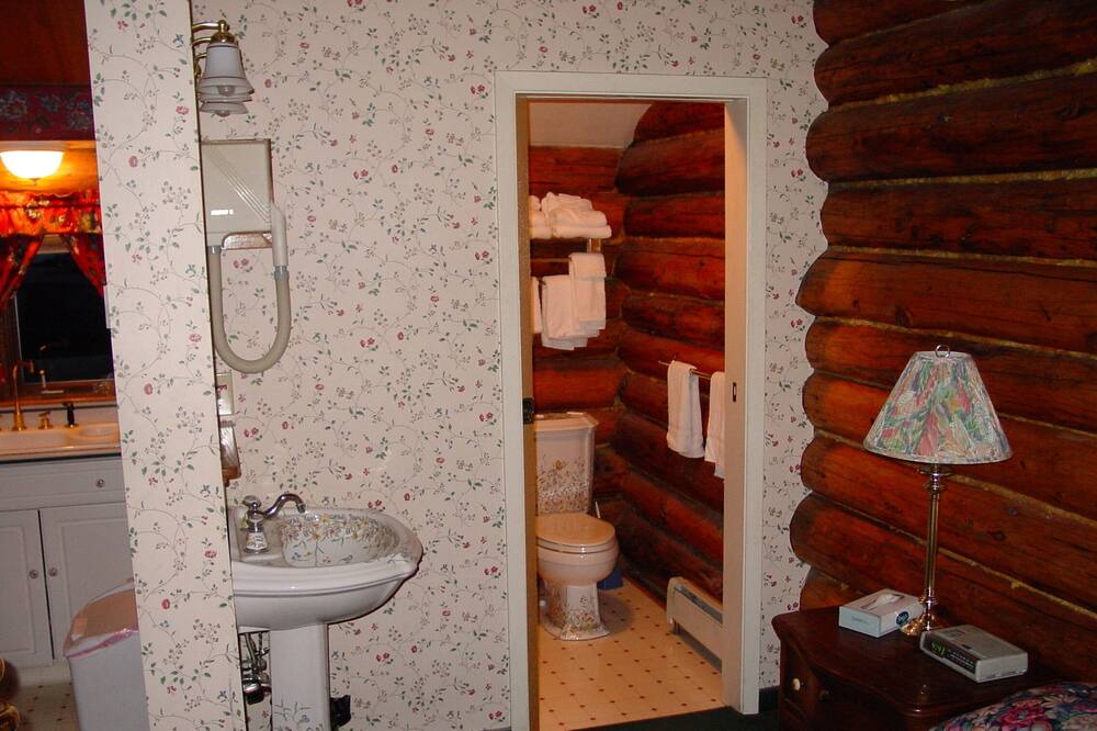 Photo of Bathroom in Seward