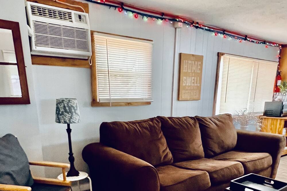 Photo of Livingroom in Tidioute