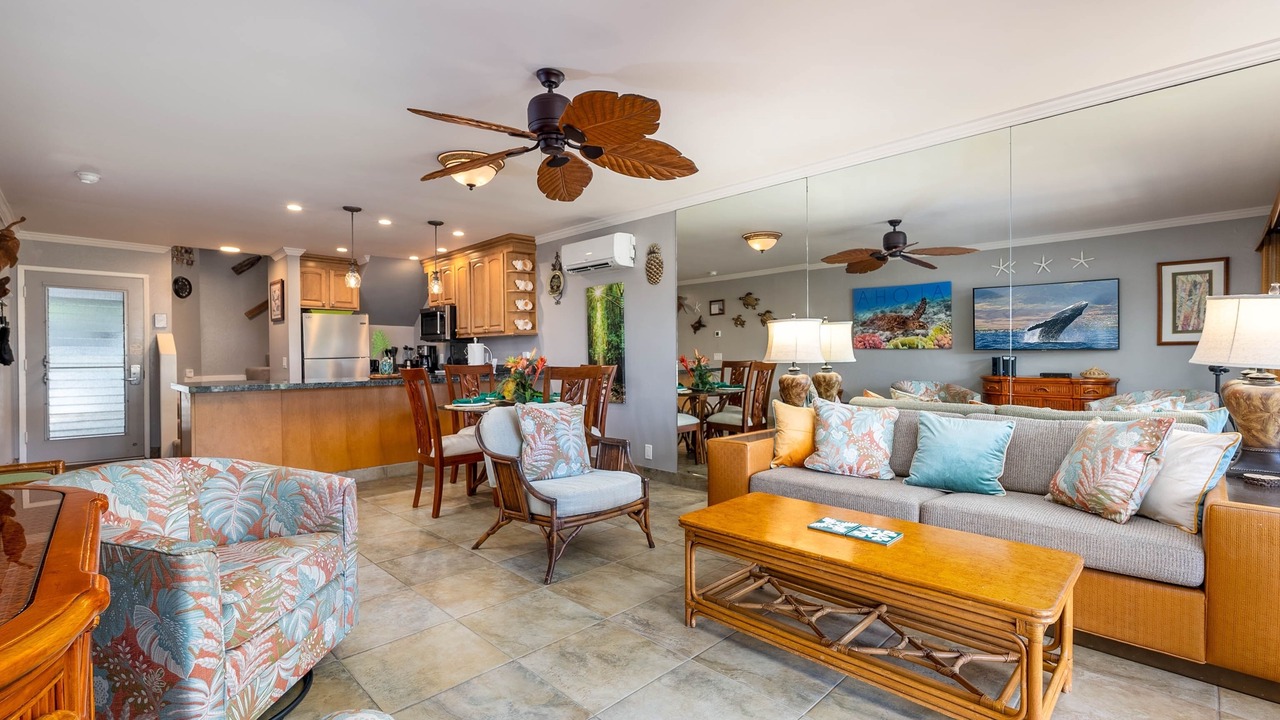 Photo of Livingroom in Kahana