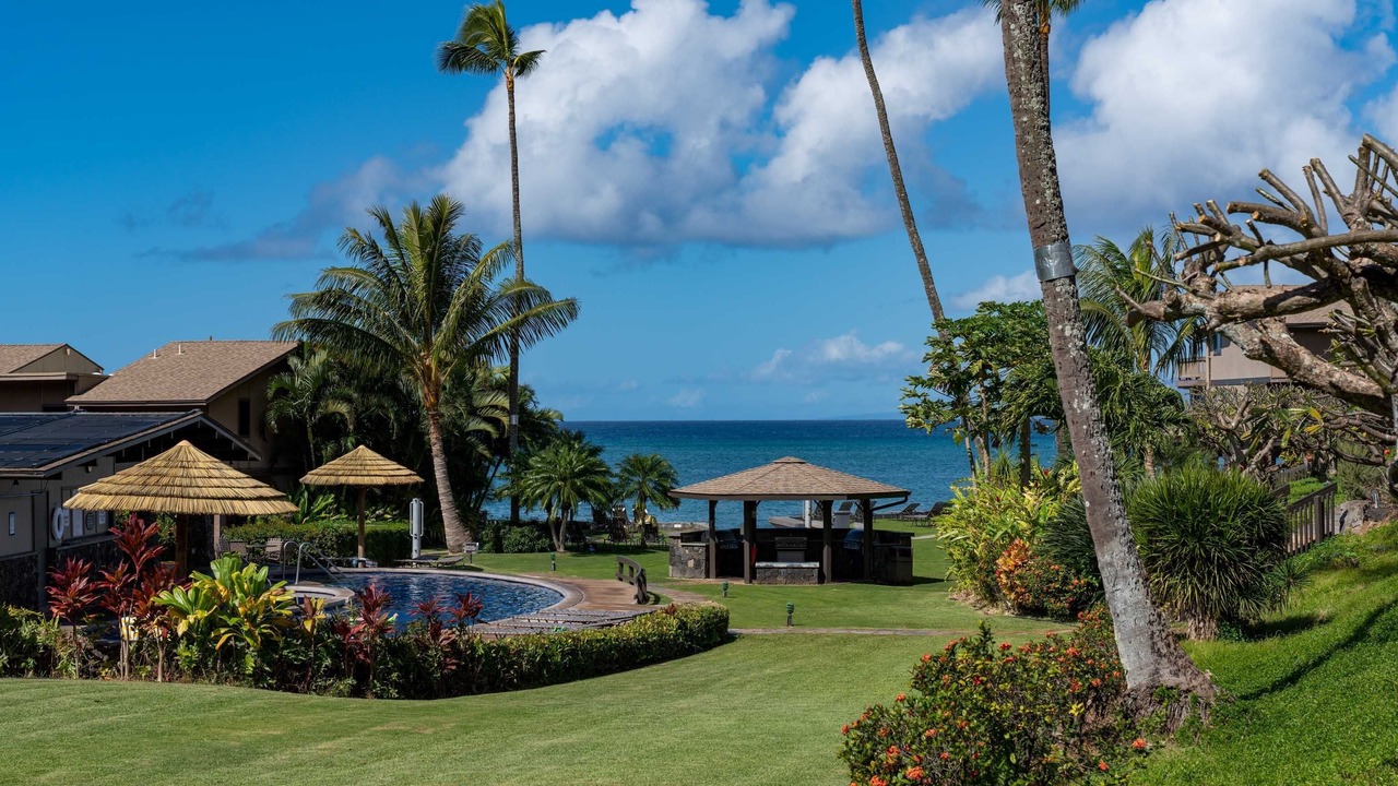 Photo of Others in Kahana