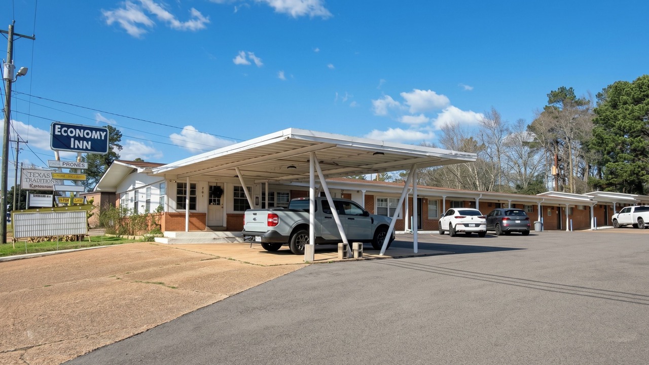 Photo of Outdoor in Gladewater