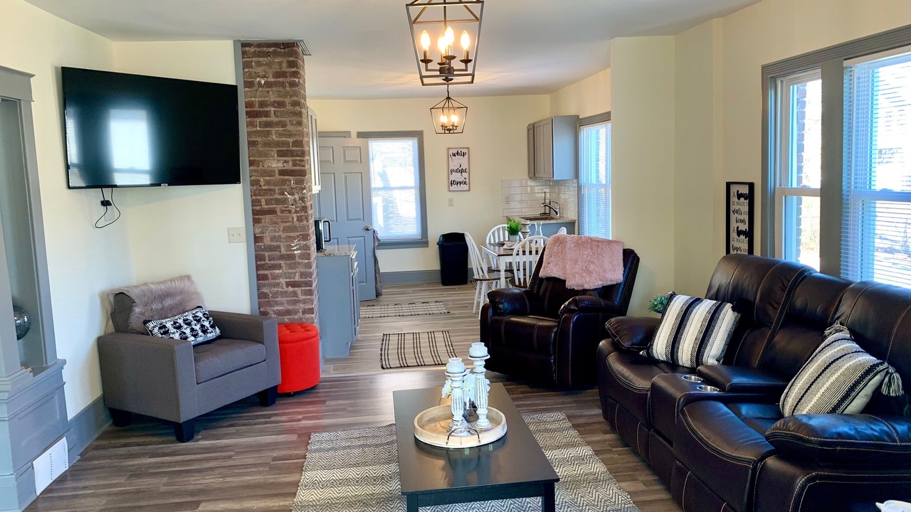 Photo of Livingroom in Niagara Falls
