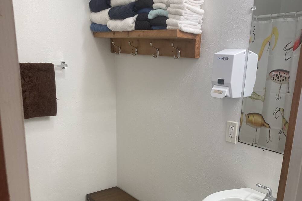 Photo of Bathroom in Ninilchik