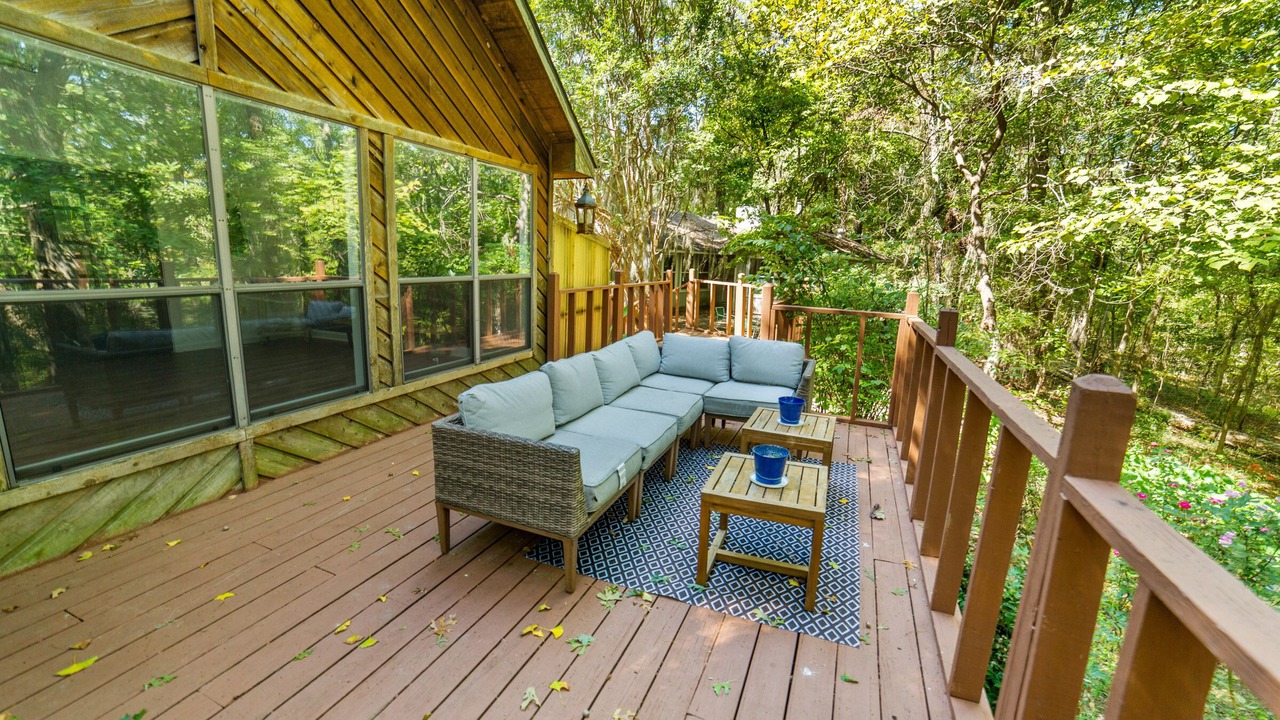 Photo of Patio Balcony in Jefferson