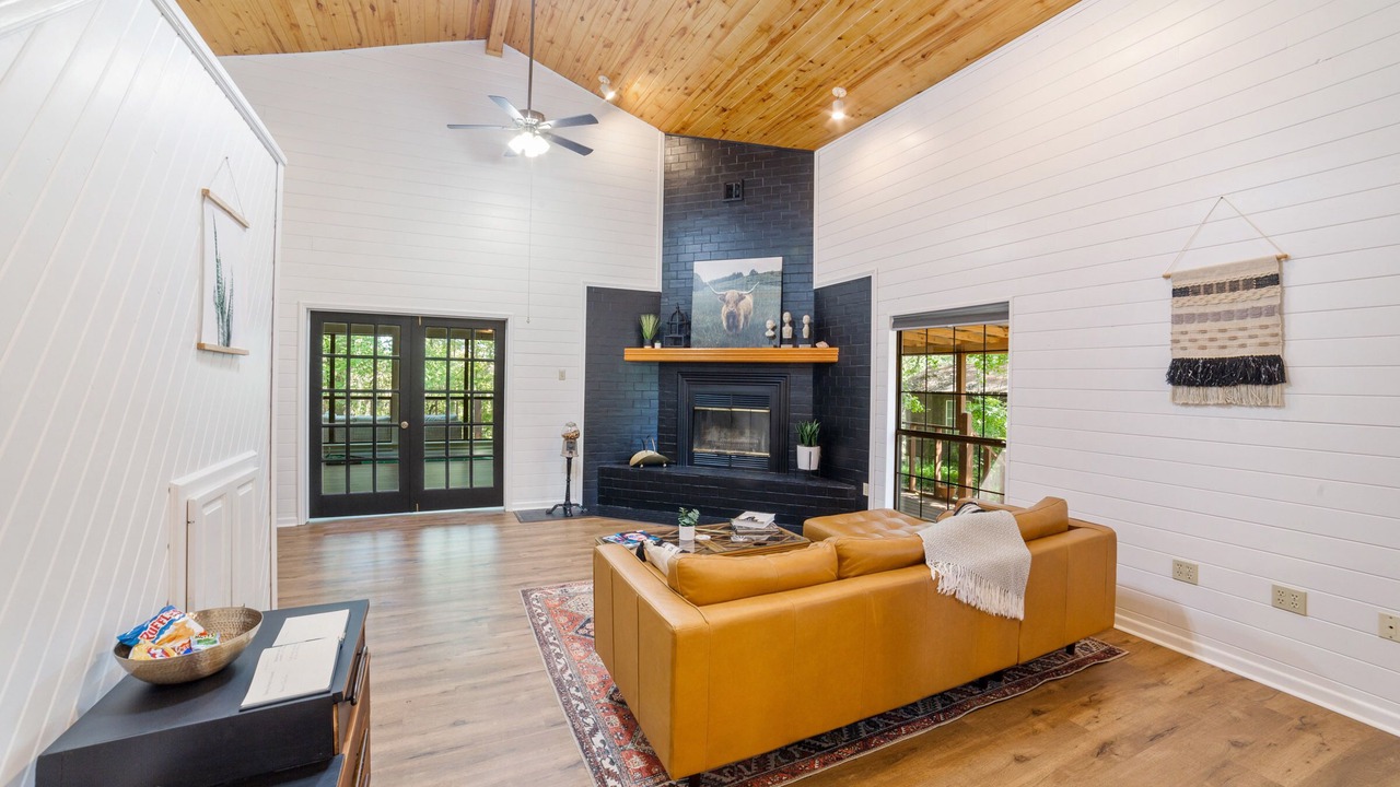 Photo of Livingroom in Jefferson