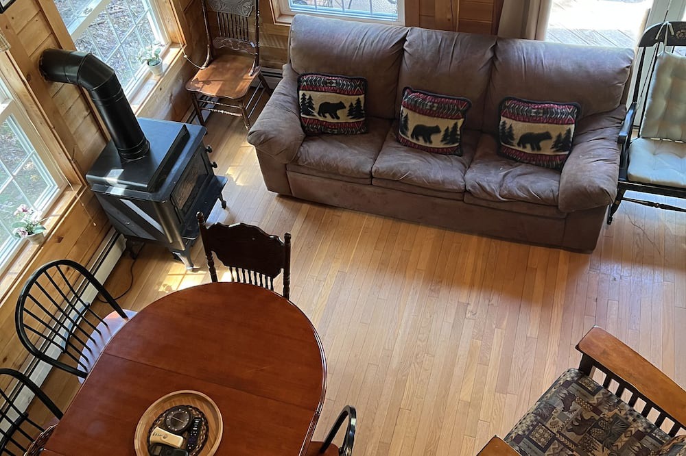 Photo of Livingroom in Beaver Cove