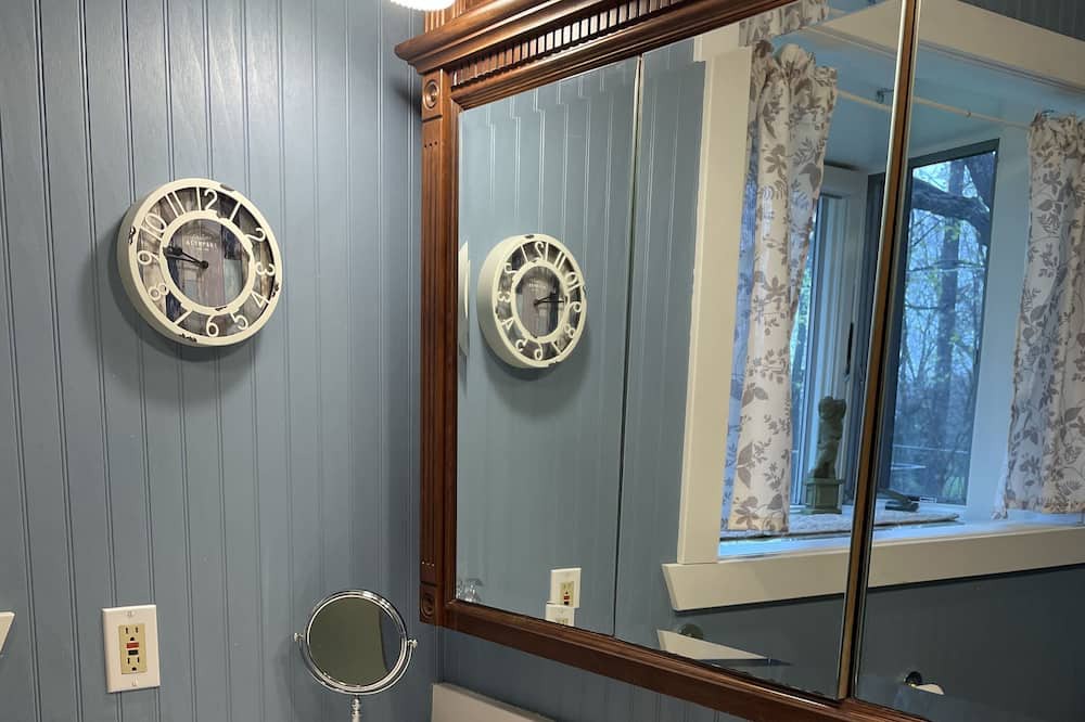 Photo of Bathroom in Jonesville