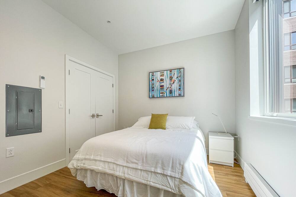 Photo of Bedroom in East Bayside