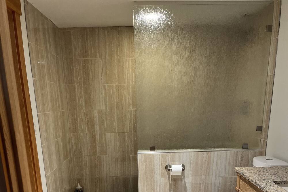 Photo of Bedroom in Brooksville