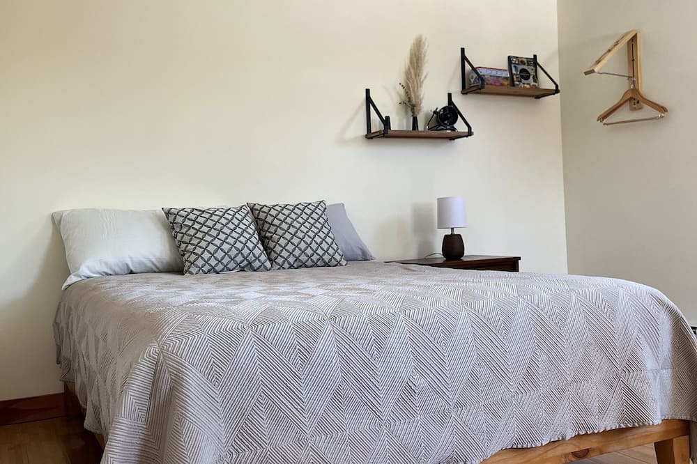 Photo of Bedroom in Brooksville