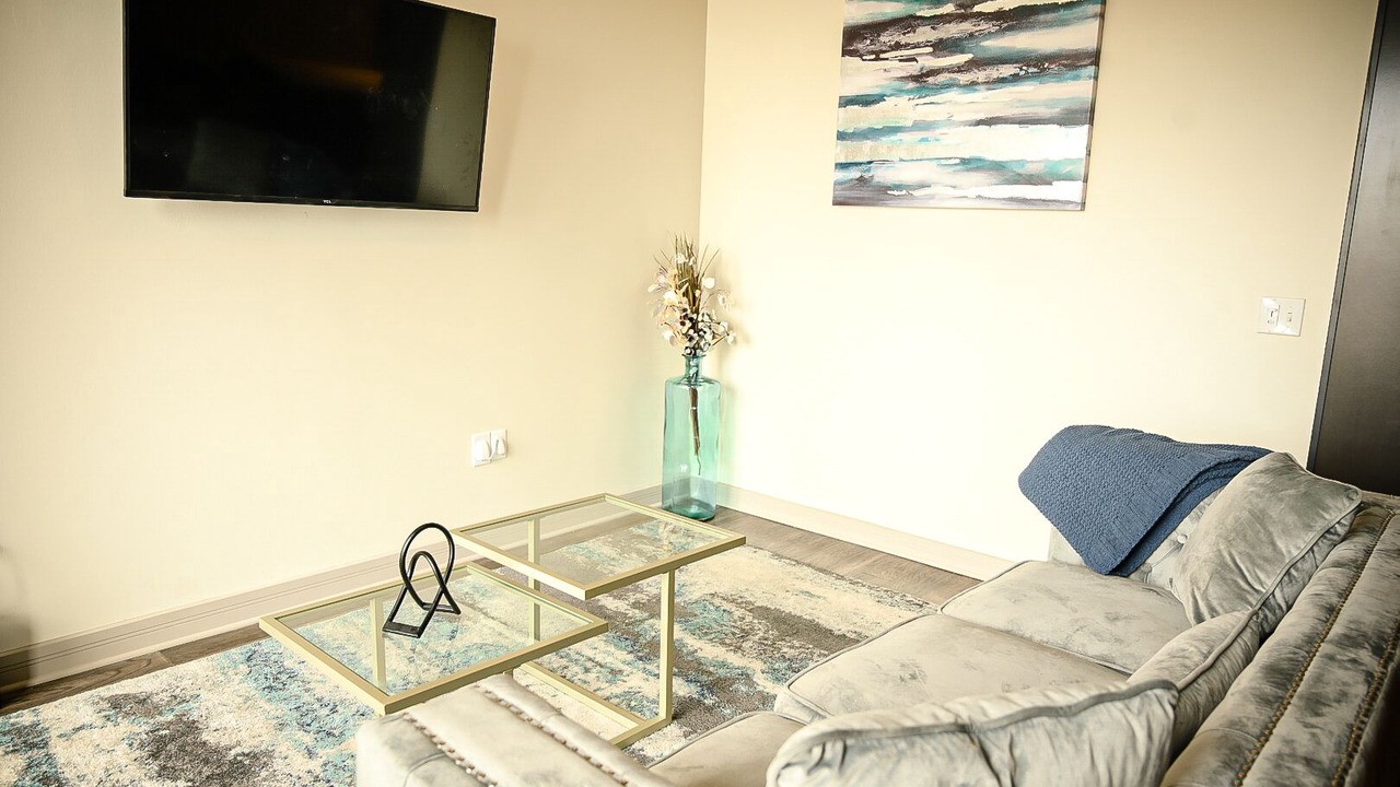 Photo of Livingroom in Uptown