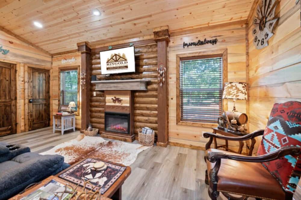 Photo of Livingroom in Ringold