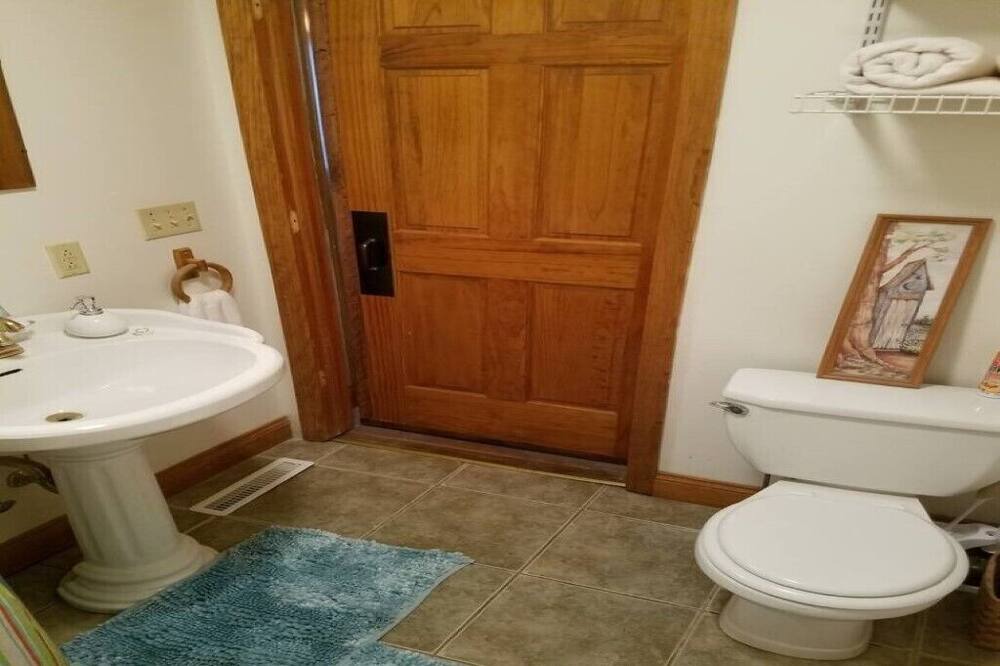 Photo of Bathroom in Edinboro