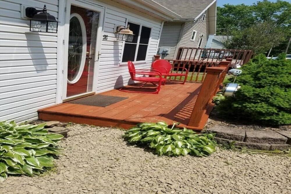 Photo of Outdoor in Edinboro