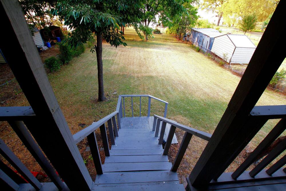 Photo of Outdoor in Quinlan