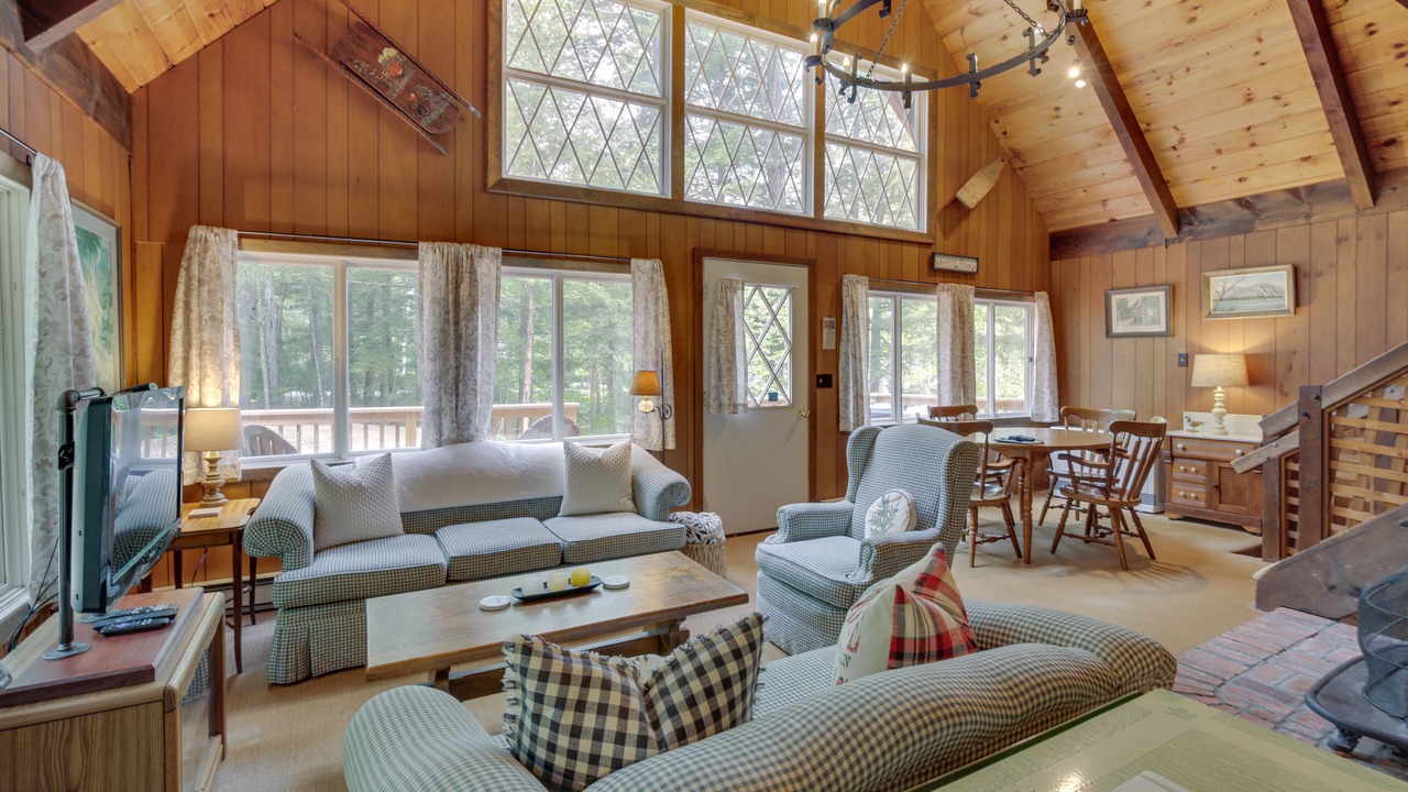Photo of Livingroom in West Bridgton