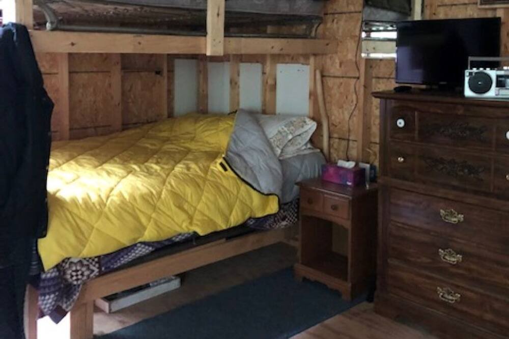 Photo of Bedroom in Lamoine