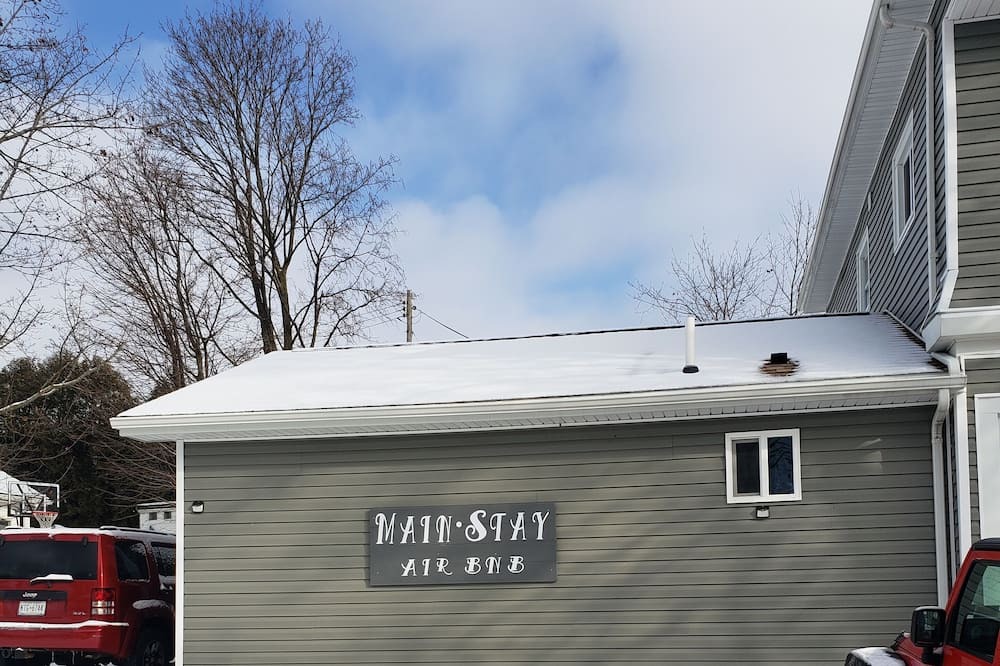 Photo of Outdoor in Perry