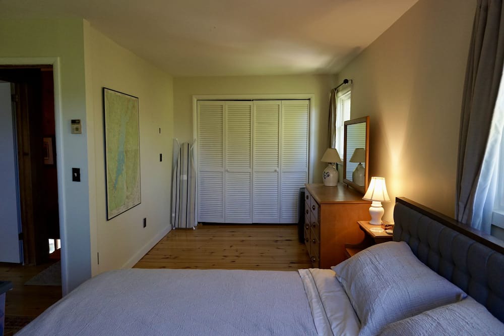 Photo of Bedroom in Bolton Landing