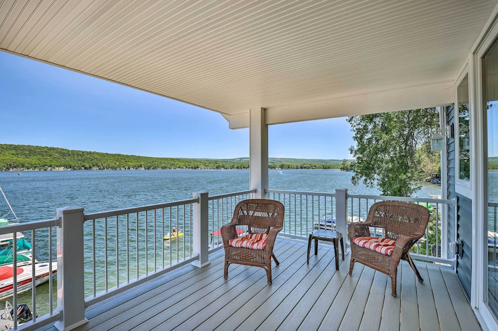 Photo of Patio Balcony in Conesus