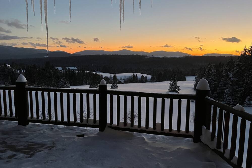 Photo of Patio Balcony in Colebrook