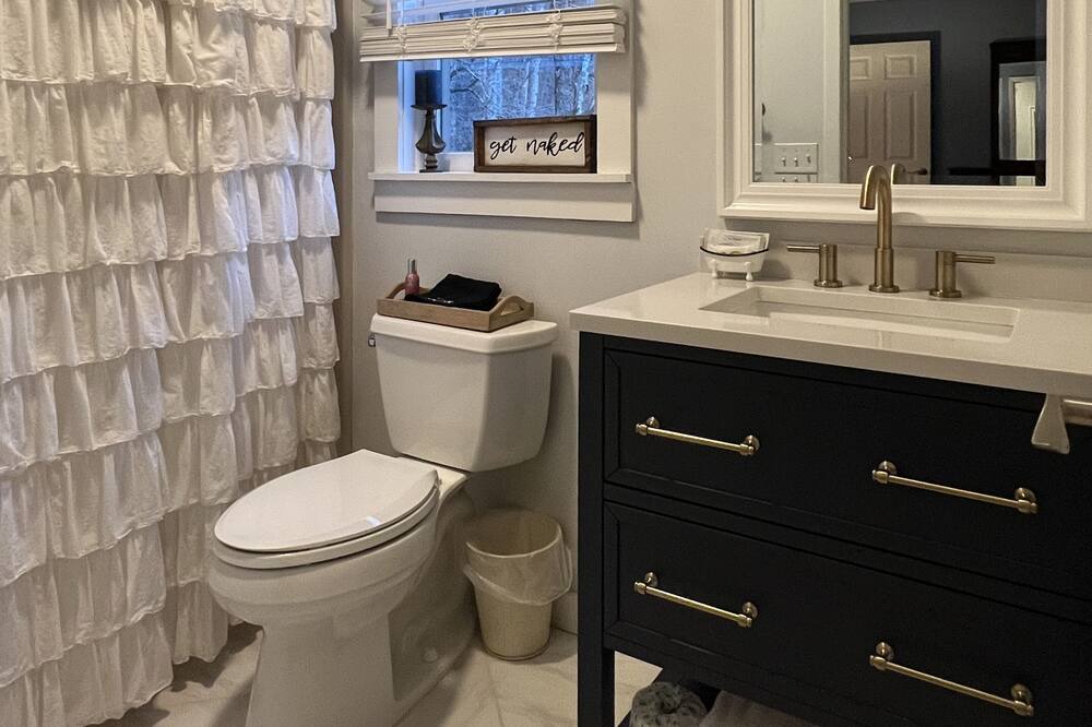 Photo of Bathroom in Franklin