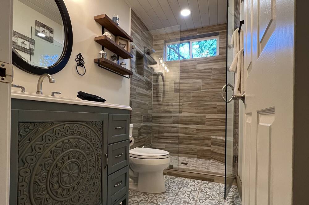 Photo of Bathroom in Franklin