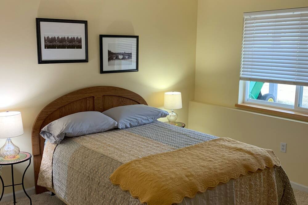 Photo of Bedroom in Kachemak